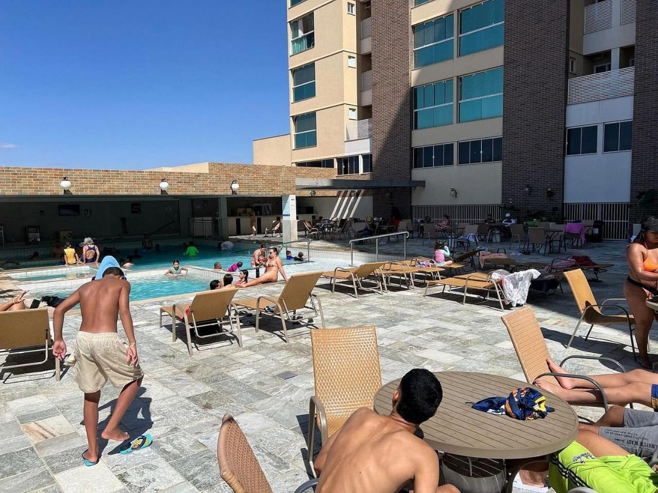 Piazza Diroma Com Acesso Ao Acqua Park Em Caldas Novas Buitenkant foto
